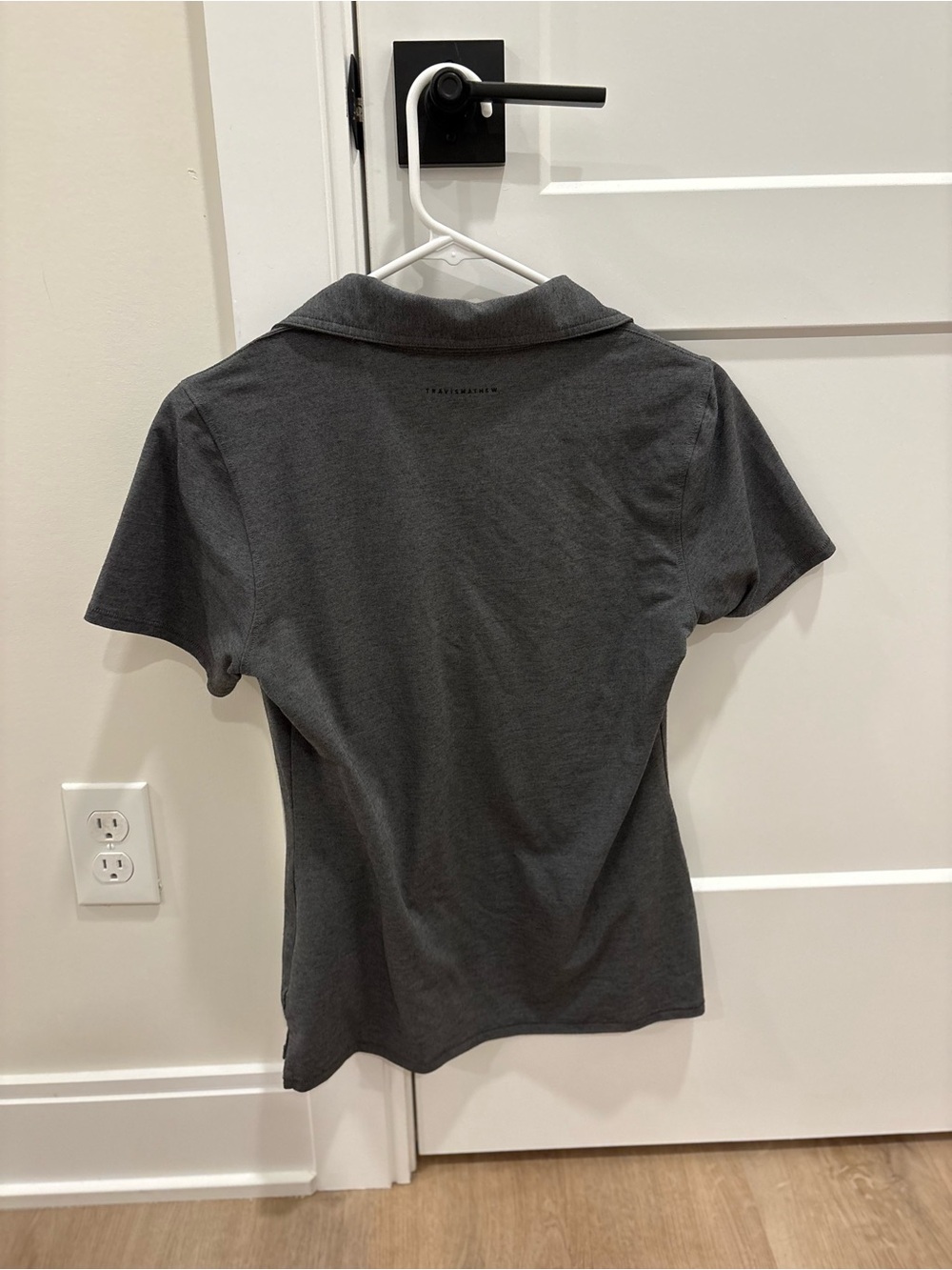Travis Mathew Featherweight Active Polo Size Small - Picture 5 of 8